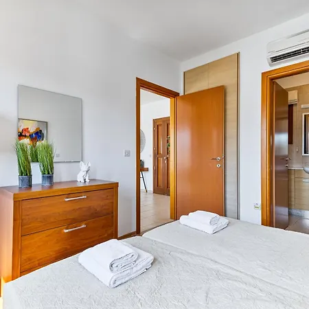 Lägenhet Aphrodite Hills Pool View 2 Bed Flat Bf12